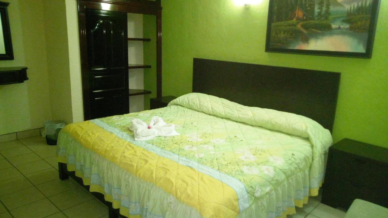 Hotel Real Plaza Ocosingo Extérieur photo